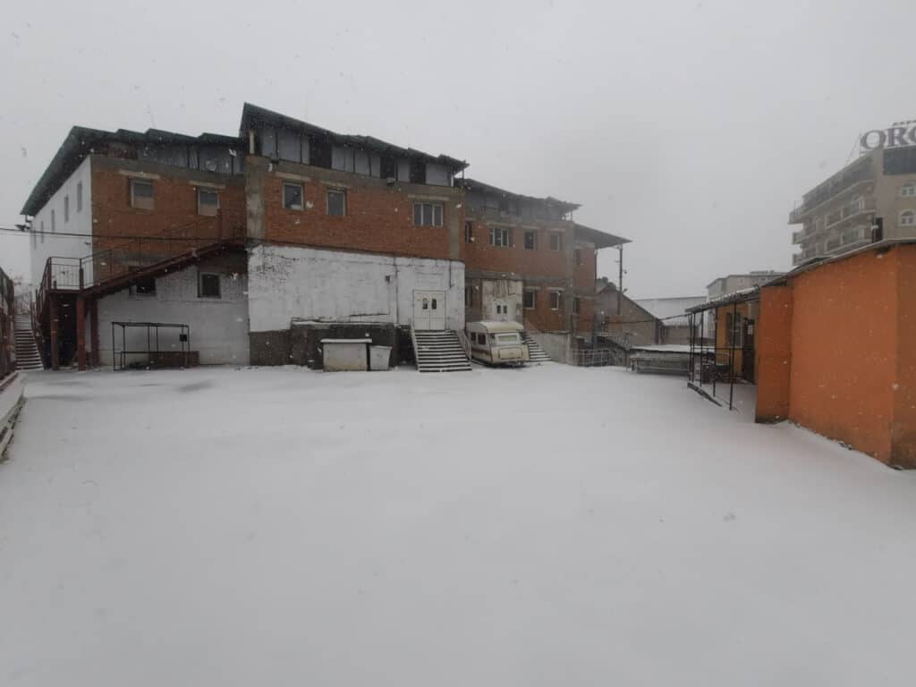 צפו בגלריה: שלג ראשון ירד היום באומן