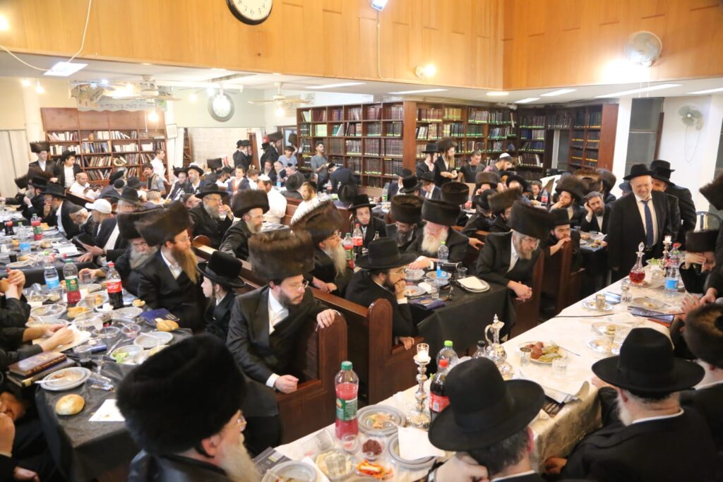 גלריה: בתל אביב ציינו את הילולת ה'אביר יעקב' מסדיגורא