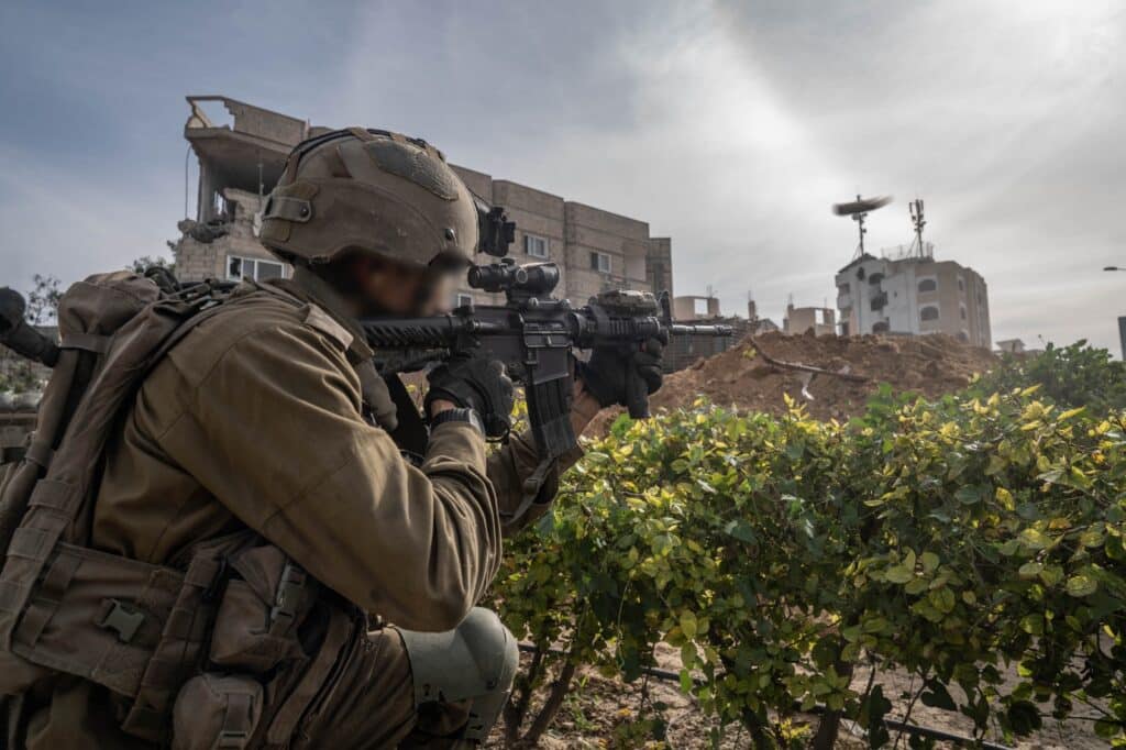 חטיבה 7 פרצה דרך לחאן יונס ופשטה על בית הנופש של סינוואר