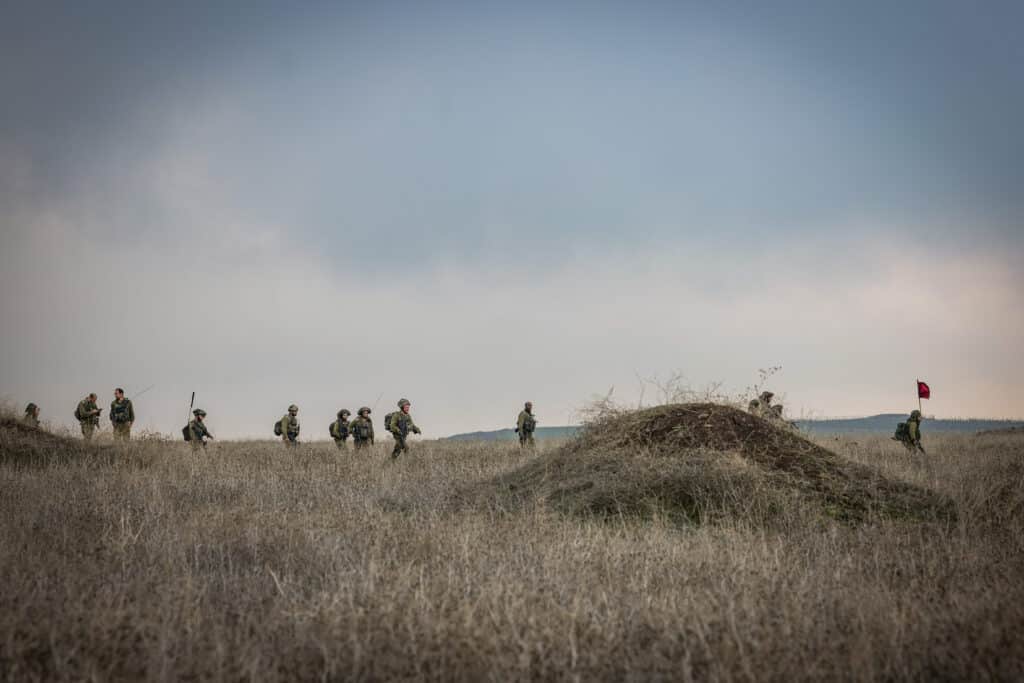 במזג האוויר הסוער: לוחמי חי"ר ושריון בתרגיל בגבול הצפון