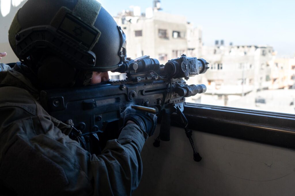 צה"ל תקף מעל 150 מטרות טרור מהאוויר, מהים ומהיבשה