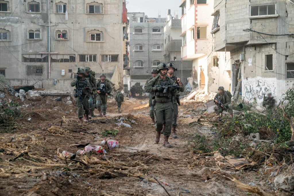 צה"ל תקף הלילה בדמשק, מספר אנשי צבא נפצעו; ח"כ סלימאן: "ישראל תכננה את המלחמה זמן רב"