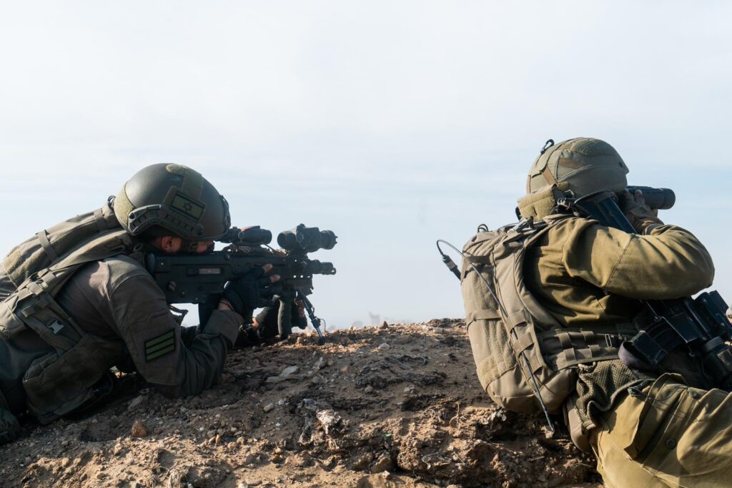 עשרות יעדי טרור הותקפו: חטיבה 460 פשטו על מוצב "הביסאן"