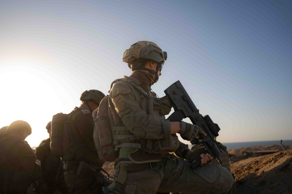 מתקדמים אל היעד: כך נראית פעילות הלוחמים בדרך לכיבוש עזה