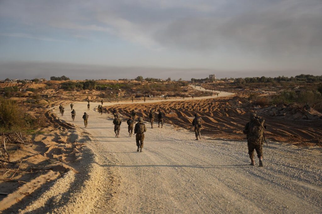 מתקדמים אל היעד: כך נראית פעילות הלוחמים בדרך לכיבוש עזה