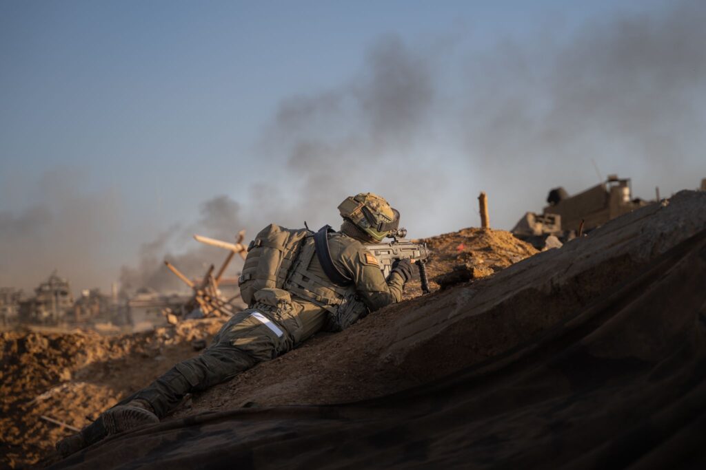תשתית הטרור ומנהרה ממולכדת במטענים הושמדו בידי הלוחמים