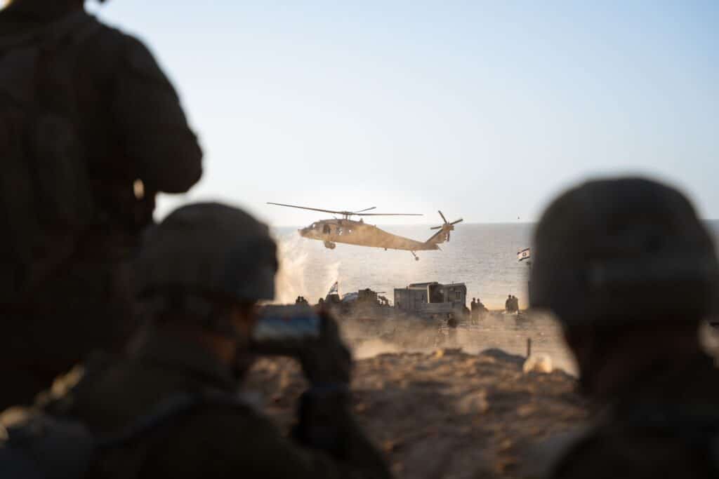 תשתית הטרור ומנהרה ממולכדת במטענים הושמדו בידי הלוחמים