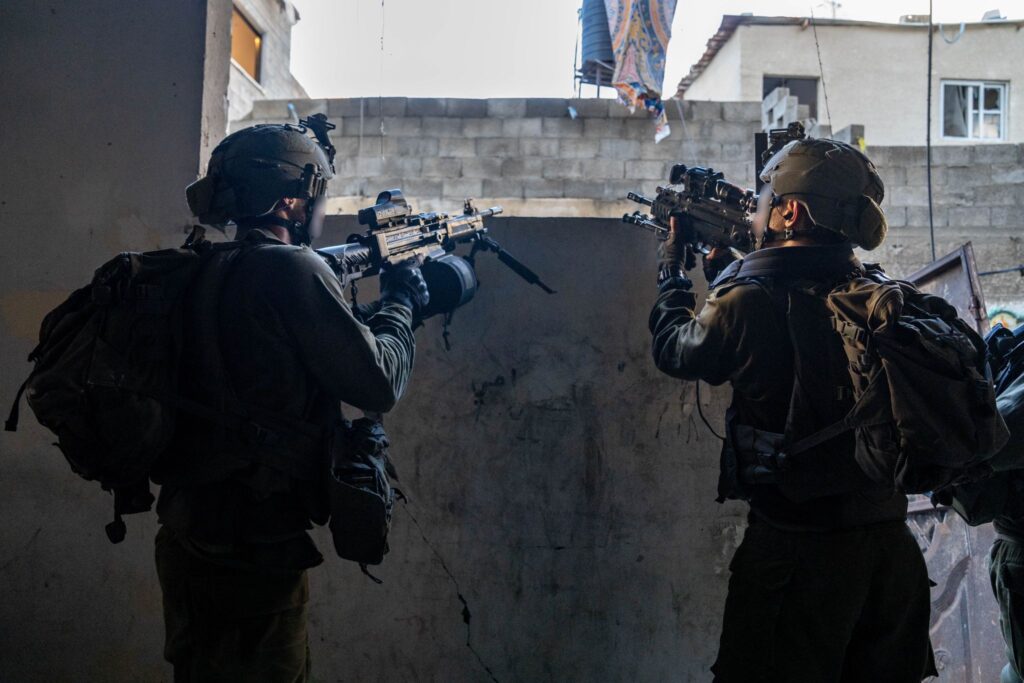 תשתית הטרור ומנהרה ממולכדת במטענים הושמדו בידי הלוחמים