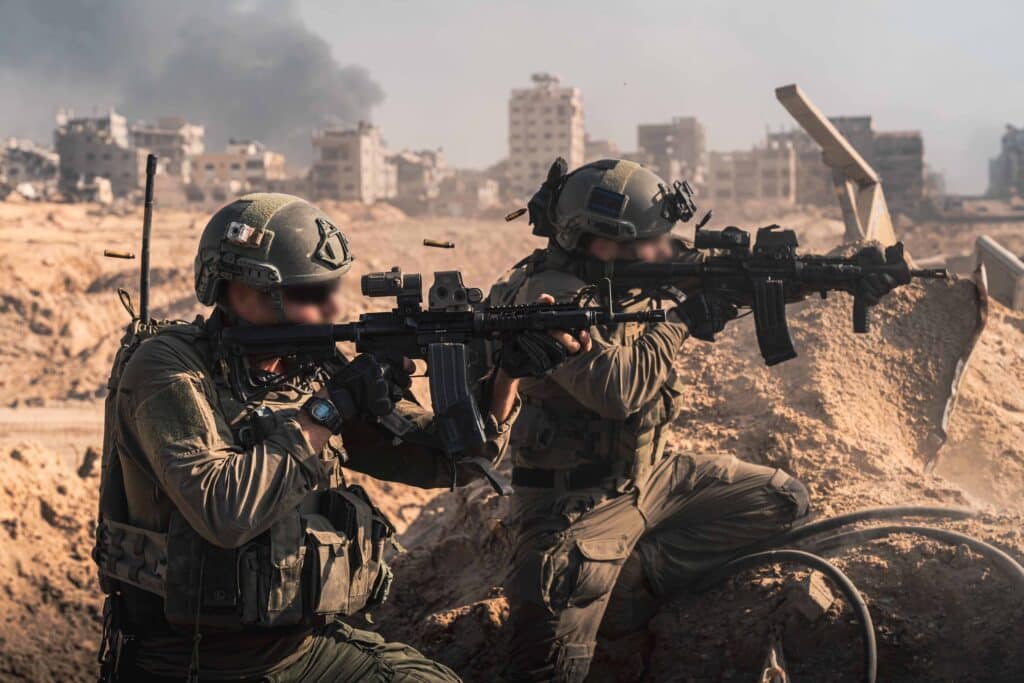 ירי בלי הפסקה: כך נראית פעילות הלוחמים בשדה הקרב