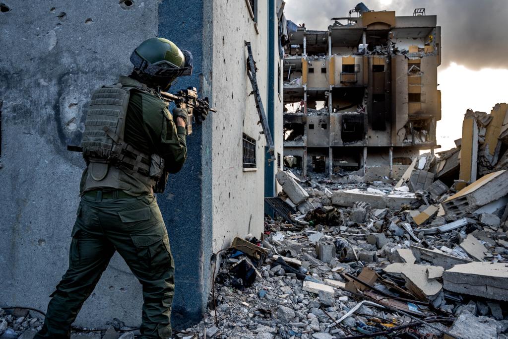 תיעוד מבפנים: הלוחמים מסכמים יממה נוספת של פעילות