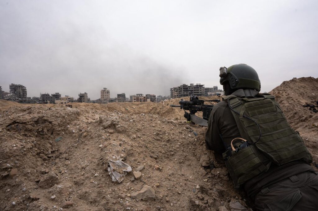 תיעוד מבפנים: הלוחמים מסכמים יממה נוספת של פעילות