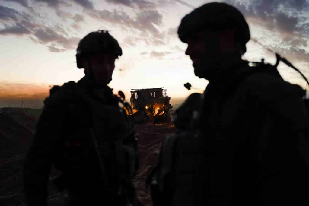 פירים, מנהרות, אמל"ח ומשגרים: גלריה מהקרבות בעזה