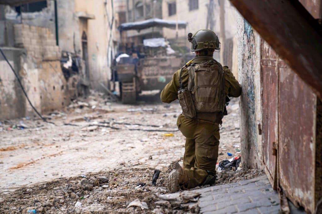 פירים, מנהרות, אמל"ח ומשגרים: גלריה מהקרבות בעזה