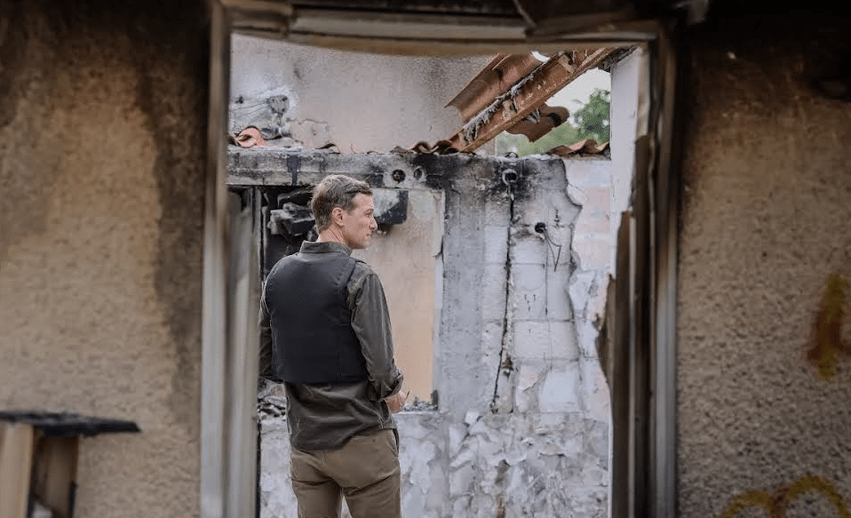 החתן היהודי של דונלד טראמפ סייר בכפר עזה