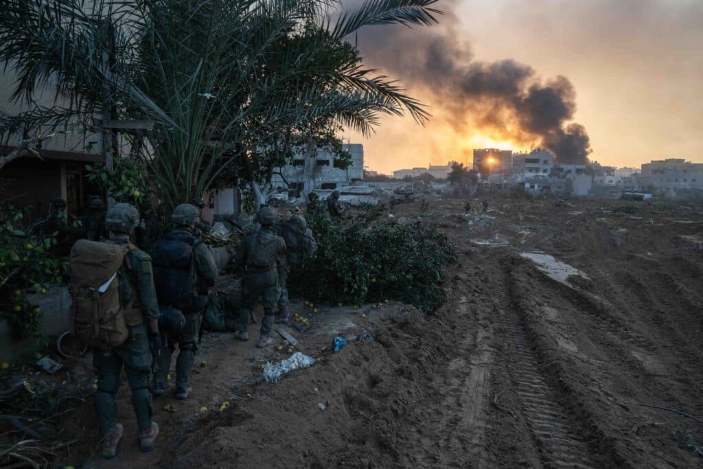 כוחות צה"ל ממשיכים את פעילותם ברצועת עזה • צפו