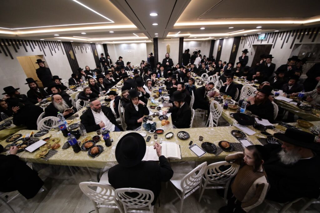 מאות חסידי ברסלב בהילולת הרה"ק רבי נתן מברסלב זיע"א