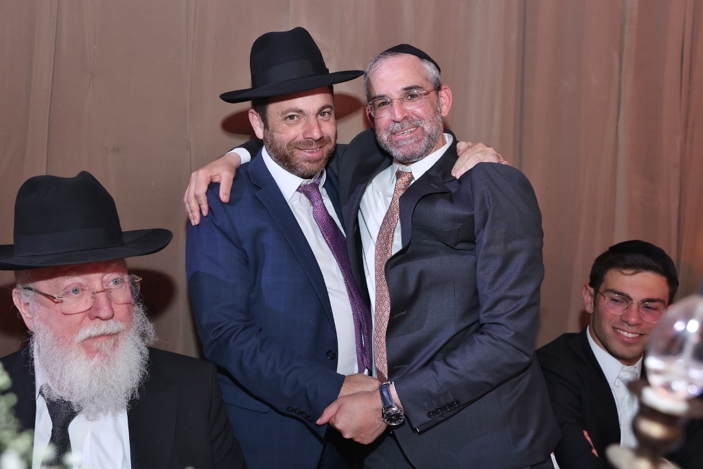 יו"ר המועצה הדתית בצפת חיתן את בתו, כולם באו לברך