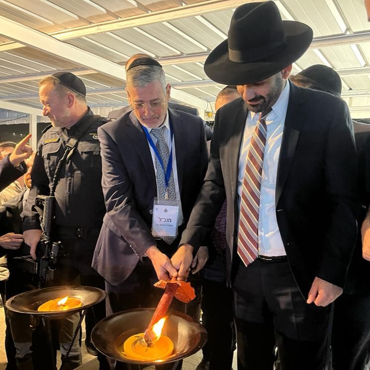 למעלה ממאה אלף מתפללים השתתפו בהילולת הבבא סאלי