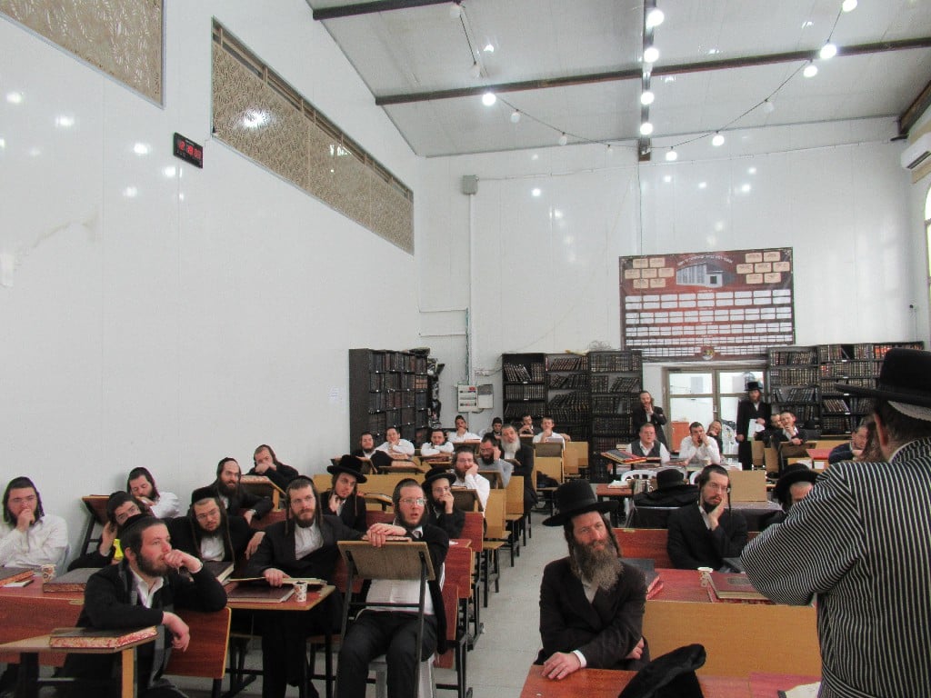 לאחר שוך הסערה: הרה"צ מתולדות אהרן ביקר ב'גולובנציץ'