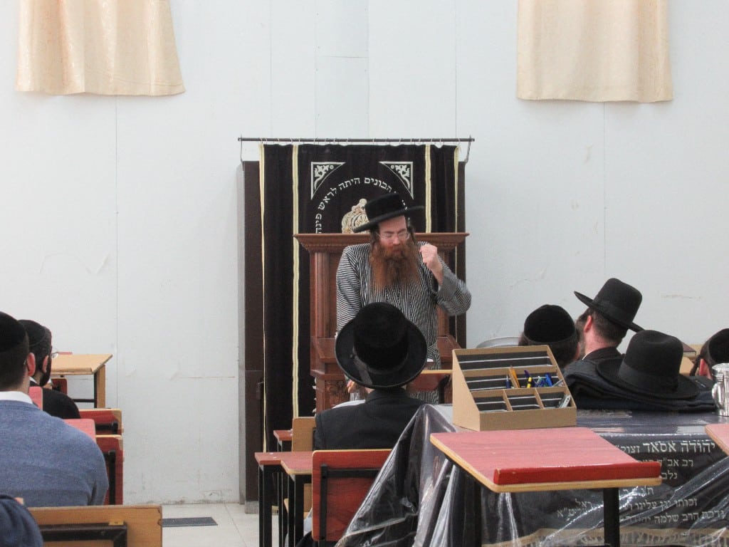 לאחר שוך הסערה: הרה"צ מתולדות אהרן ביקר ב'גולובנציץ'