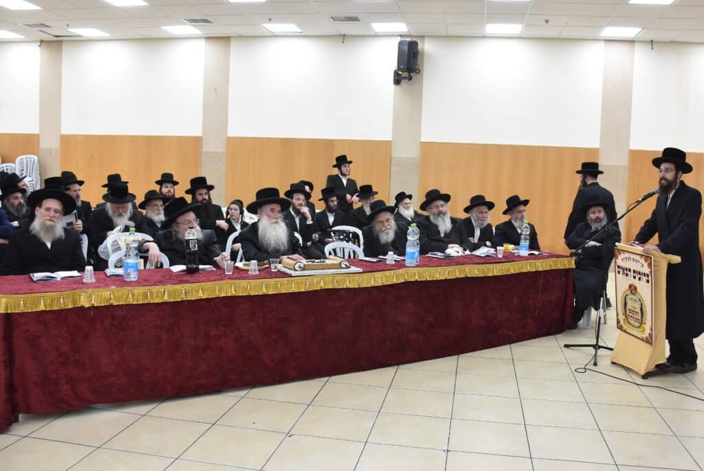 בת"ת הכלל חסידי "חתם סופר" בבני ברק חגגו חומש סעודה