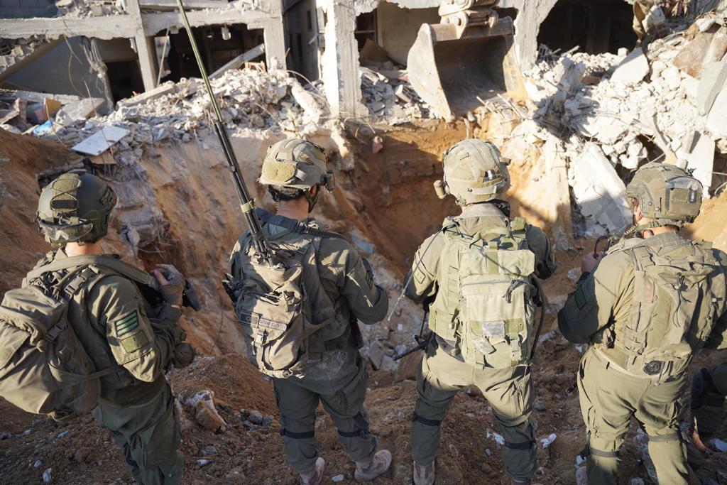 הלוחמים מצאו מצבור פצצות מרגמה, מטענים, נשקים ומדים של לוחמי נוח’בה