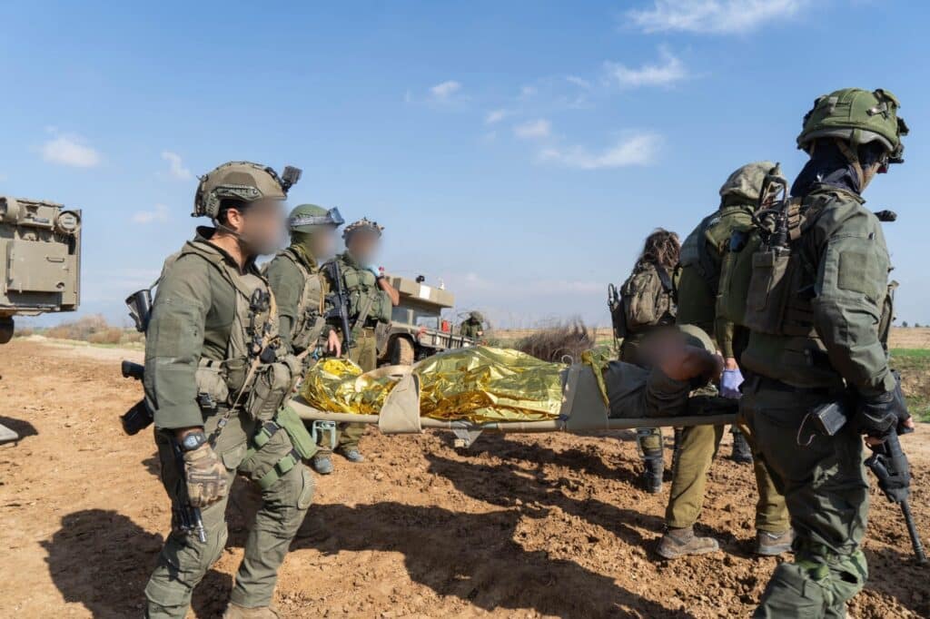 60,150 מנות דם, 1,700 פינויים רכובים ו-430 מוסקים