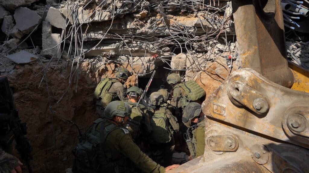 תיעוד: חטיבה 5 השמידה מאות מטרות במרחק קילומטר מהגבול