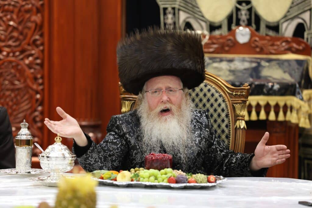 תיעוד: ראש השנה לאילנות בחצה"ק קרעטשניף - קרית גת