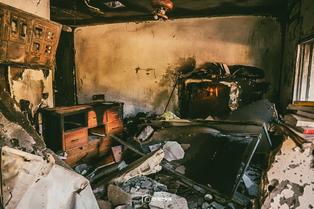 ארבעה חודשים אחרי: הצלם החב"די בתיעוד עצוב מבארי