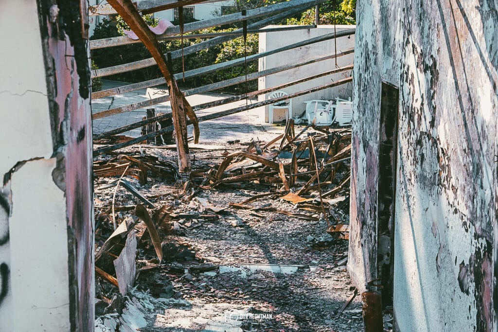 ארבעה חודשים אחרי: הצלם החב"די בתיעוד עצוב מבארי