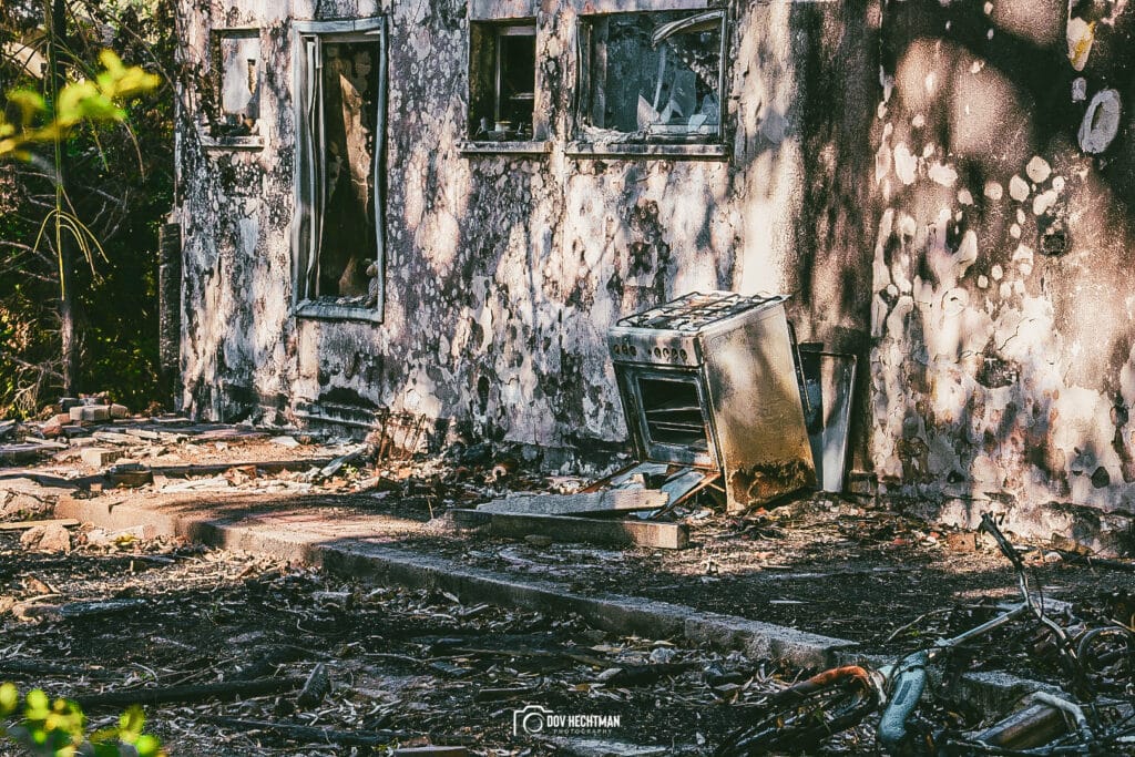 ארבעה חודשים אחרי: הצלם החב"די בתיעוד עצוב מבארי