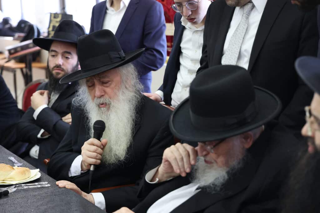 לאחר הפיגוע: ראש הישיבה הגיע למשא חיזוק בעיר רעננה