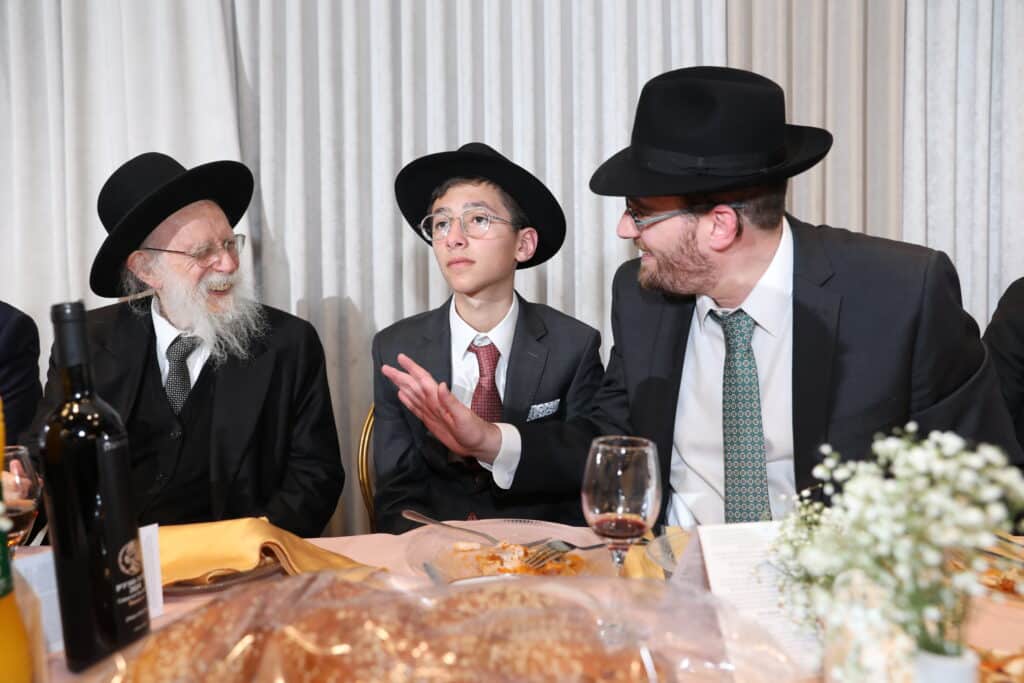 גלריה: היועץ האסטרטגי חגג בר מצווה לבנו 