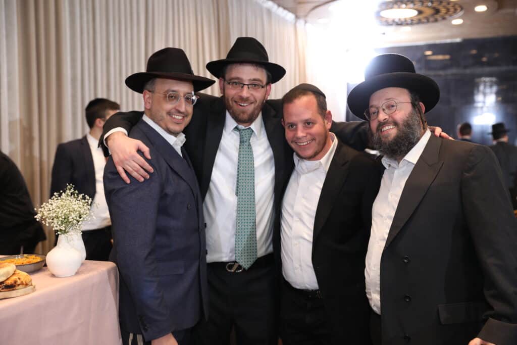 גלריה: היועץ האסטרטגי חגג בר מצווה לבנו 