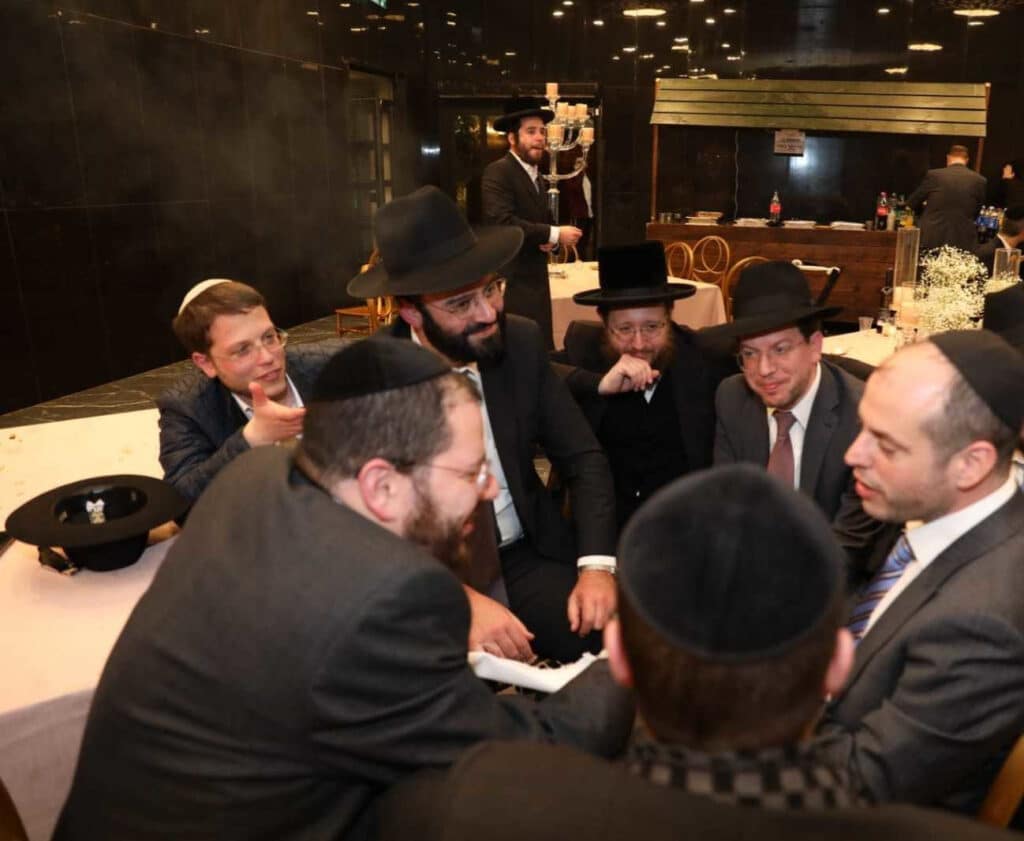 גלריה: היועץ האסטרטגי חגג בר מצווה לבנו 