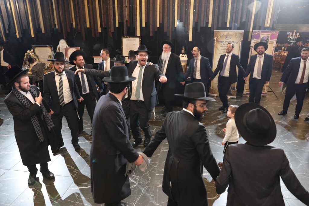 גלריה: היועץ האסטרטגי חגג בר מצווה לבנו 