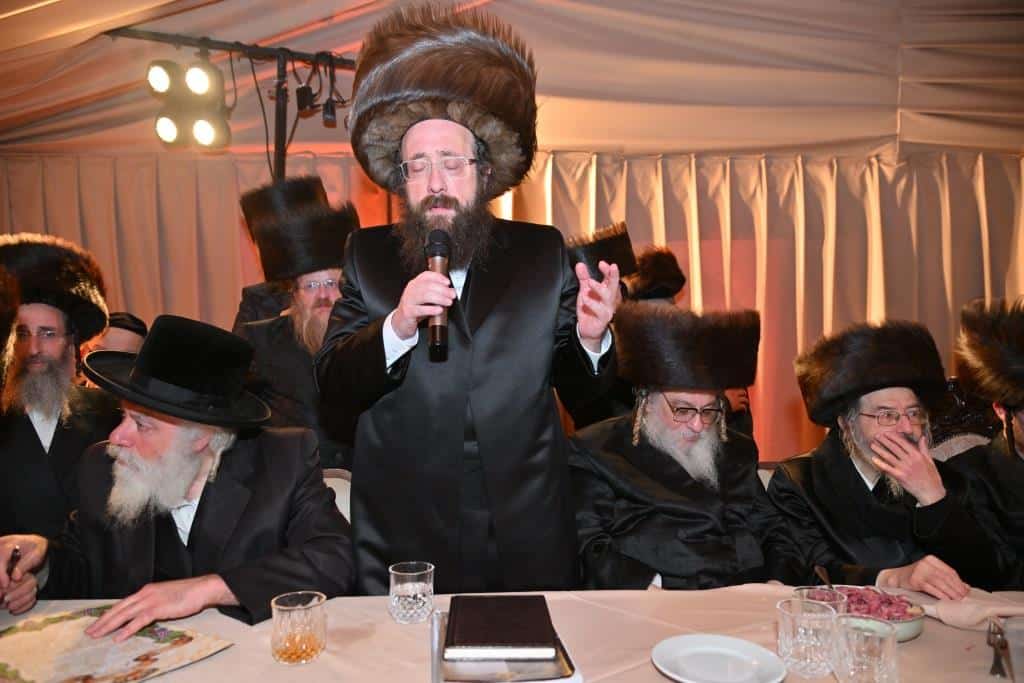 החסידים רקדו כל הלילה: המשפיע החסידי חיתן את בתו