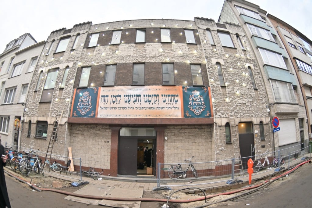 גלריה: מסע הבזק של הרבי מויז'ניץ לאנטוורפן