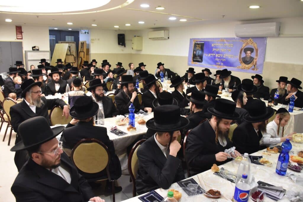 בהשתתפות אדמו"רים: החסידים השתתפו בהילולת ויז'ניץ