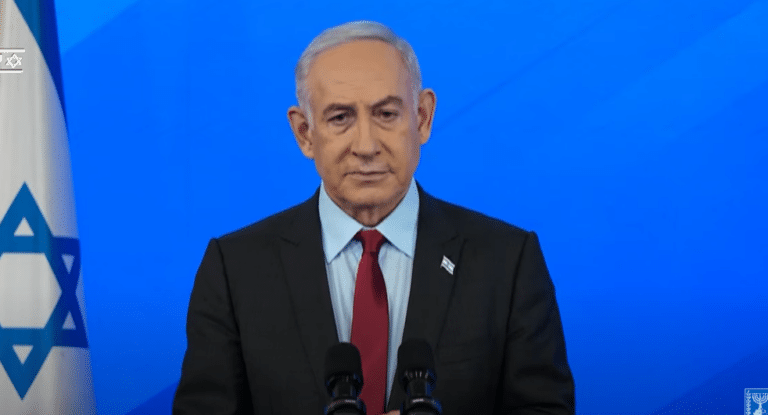 ביקורת על קטאר התקשורת ומשפחות החטופים