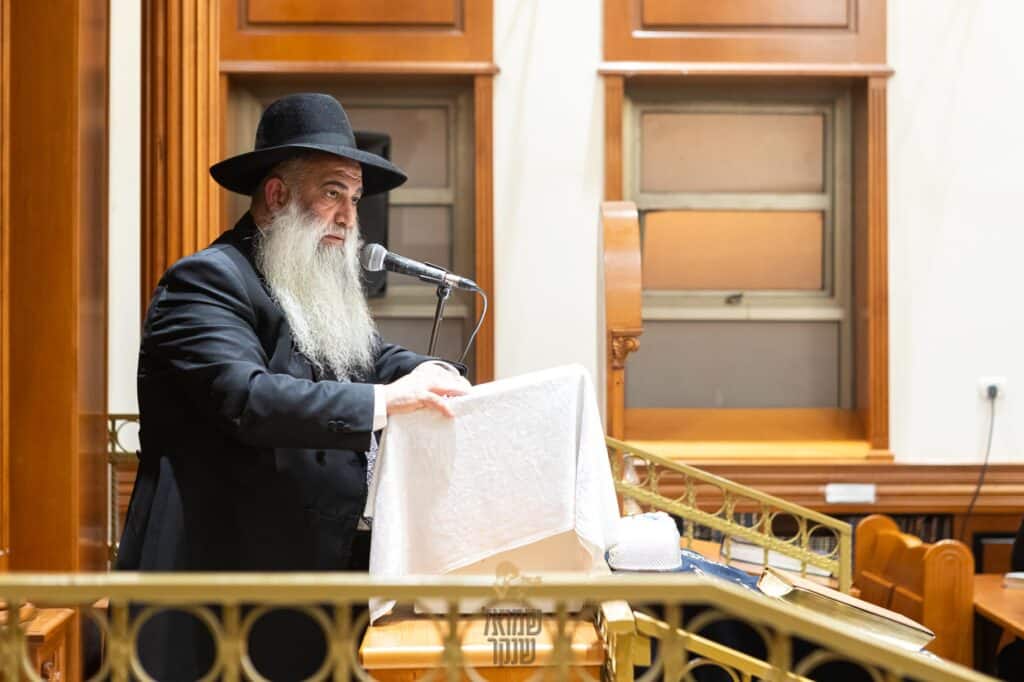 מעמד בקשת הגאולה בהשתתפות כלל הקהילות 