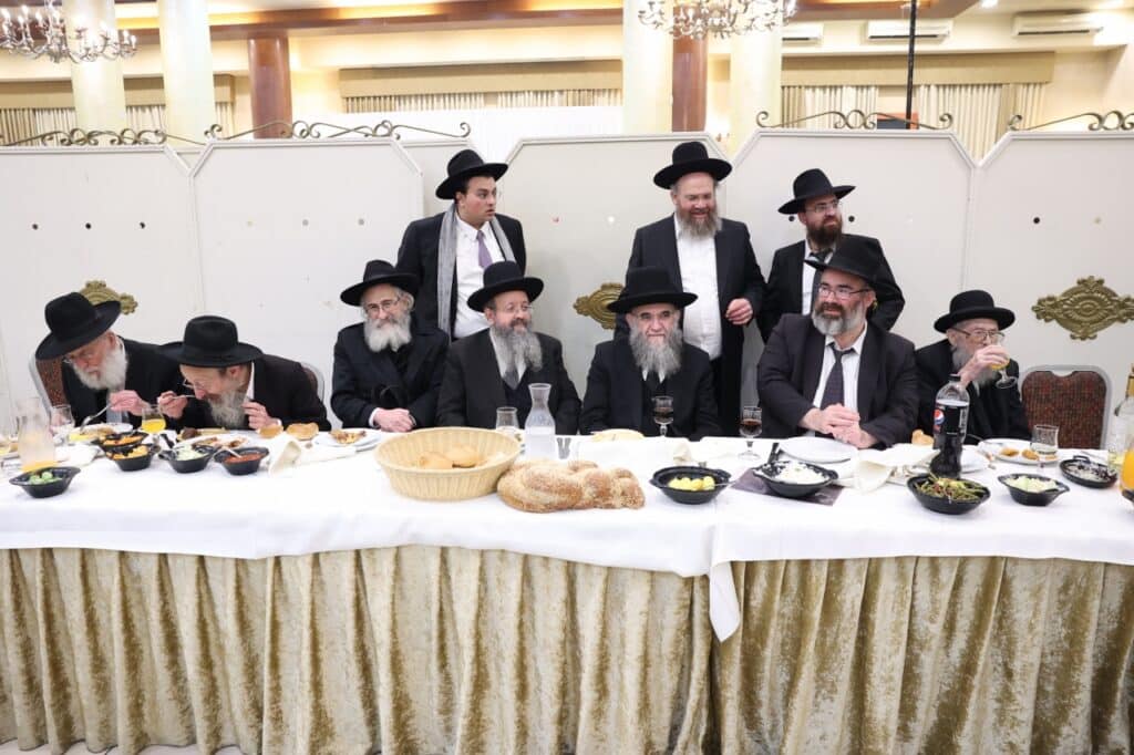 שמחת נישואי בנו של ראש ישיבת מאירת שמועה