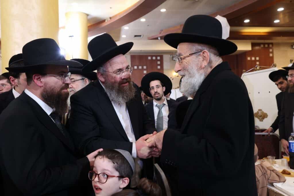 שמחת נישואי בנו של ראש ישיבת מאירת שמועה