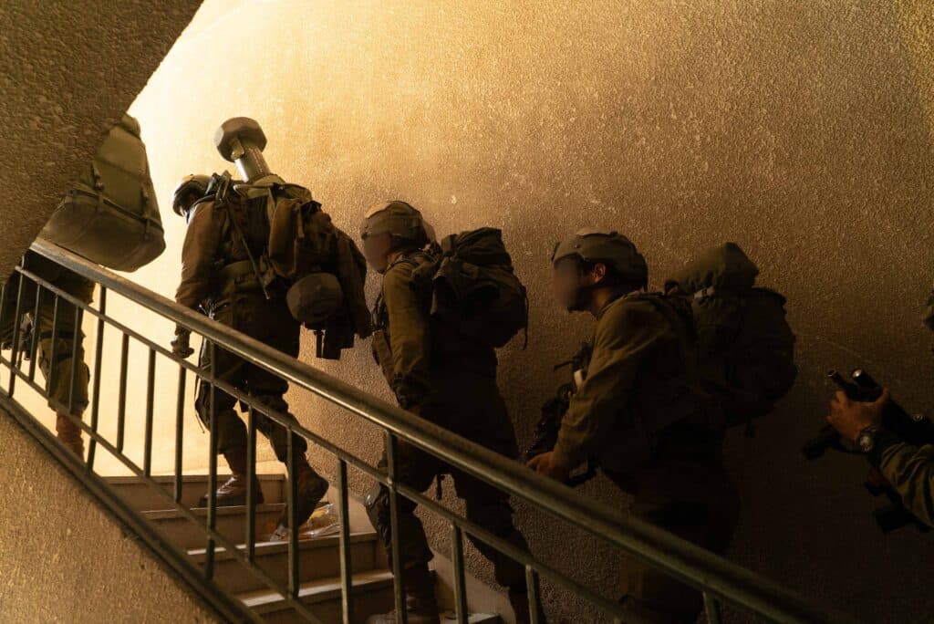 אזעקות הופעלו לאורך גבול לבנון מחשש לחדירת כלי טסי עוין