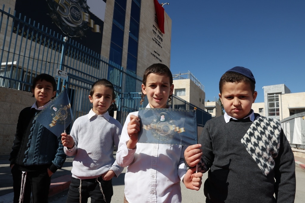 בסוכת דוד ציינו יובל שנים בהשתתפות גדולי תורה