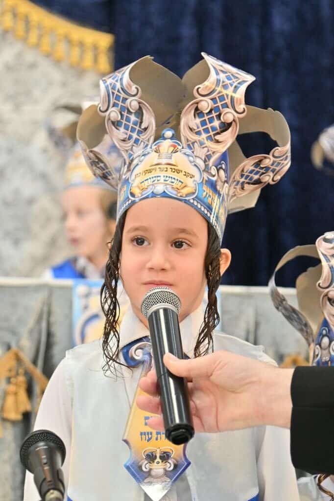 במעמד האדמו"ר: מסיבת חומש בנדבורנא