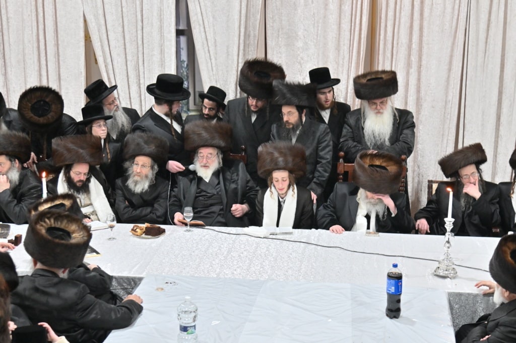 גלריה: שמחת בית קארלין לעלוב - ספינקא - קרעטשניף ירושלים