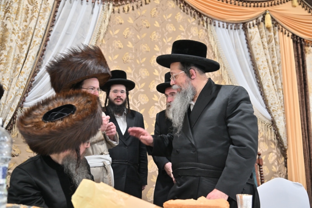 גלריה: שמחת בית קארלין לעלוב - ספינקא - קרעטשניף ירושלים