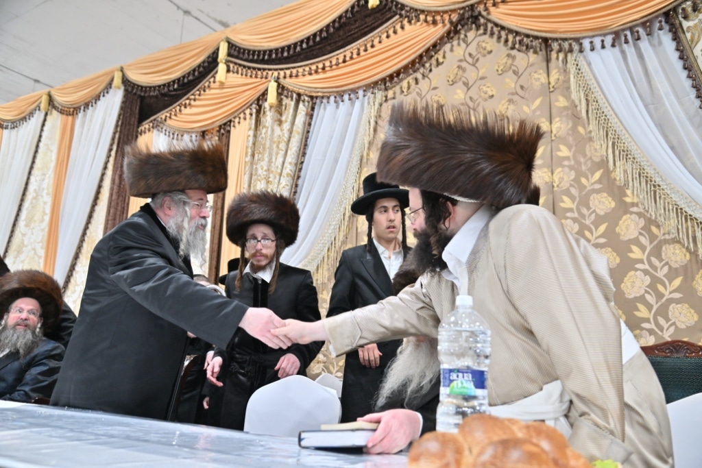 גלריה: שמחת בית קארלין לעלוב - ספינקא - קרעטשניף ירושלים